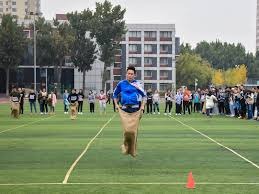 曼联对狼队的预测首发阵容：梅努的未来抉择，约罗强势回归