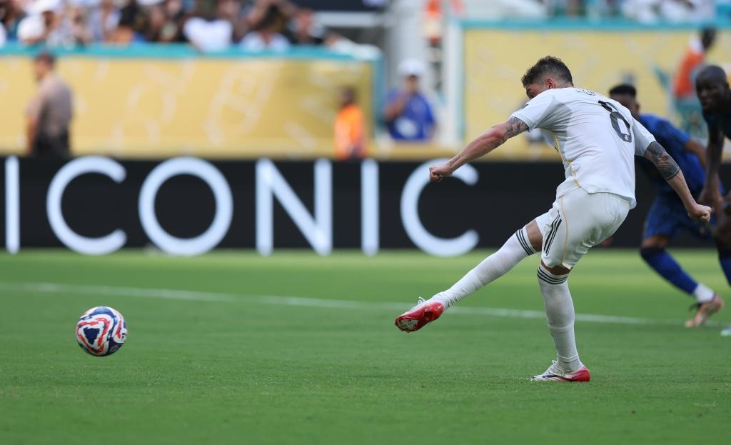 球迷：他这赛季真的开窍了